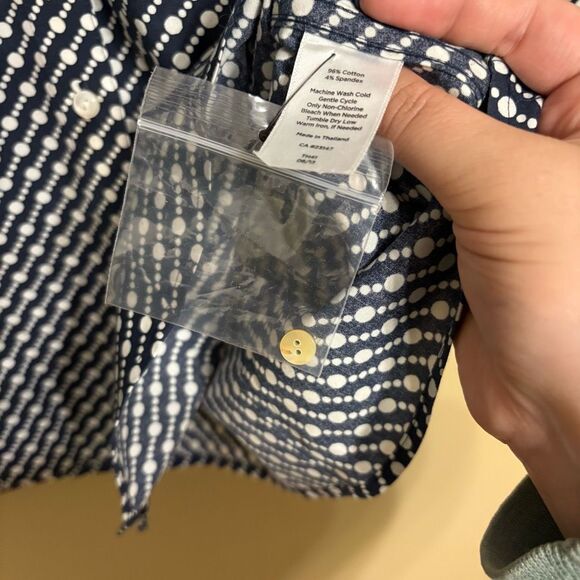 Talbots Navy White Button Up Cotton Blouse Polka Dot Wrinkle Resistant Petite 12 - Picture 8 of 11